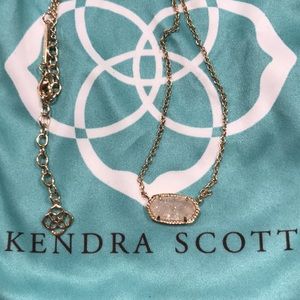 Kendra Scott Jewelry - Elisa Pendant Necklace Kendra Scott Jewelry - Elisa Pendant Necklace